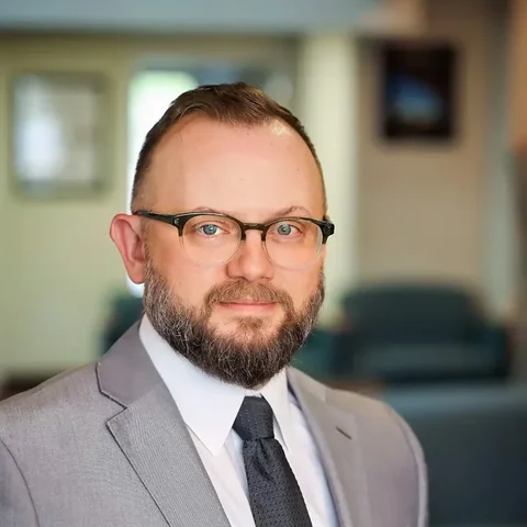 Karle Norman, licensed massage therapist at Complete Care Chiropractic
